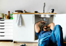 Common Plumbing Problems and When to Call a Professional