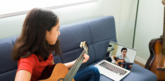 Learning Music as a Family: Why Online Music Classes Are Great for All Ages